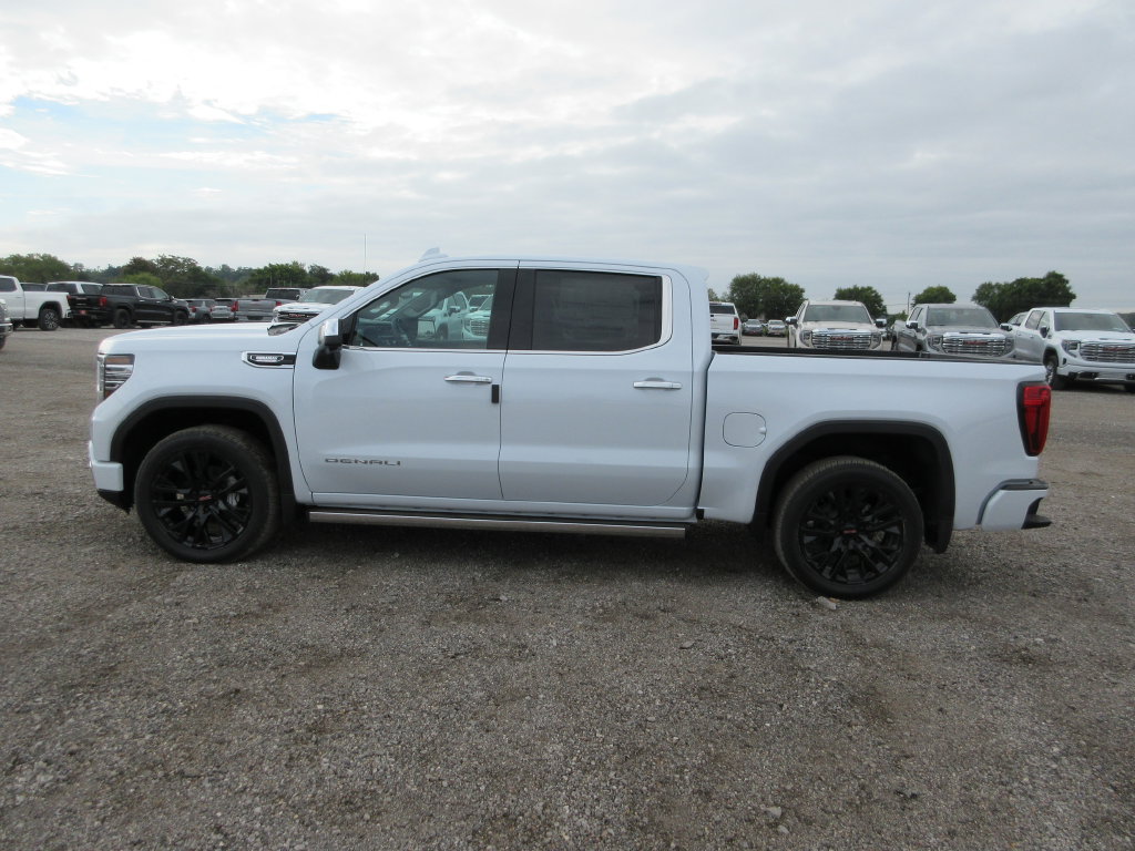New 2026 GMC Sierra 1500 Denali AWD/4WD image 9