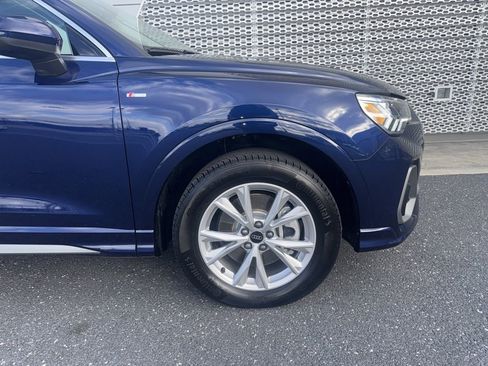 Certified 2025 Audi Q3 2.0T Premium Plus w/ Premium Plus Package image 3