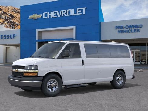 New 2026 Chevrolet Express 2500 LT w/ LT Preferred Equipment Group image 2