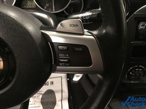 Used 2006 MAZDA MX-5 Miata Touring image 46