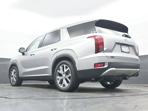 Used 2021 Hyundai Palisade SEL w/ Premium Package FWD image 30