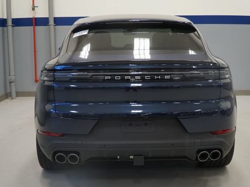 Certified 2026 Porsche Cayenne Coupe AWD/4WD image 7