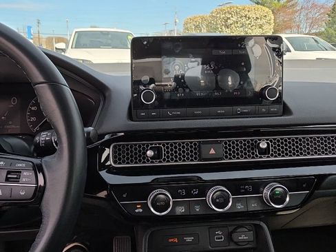 Used 2024 Honda Civic EX image 19