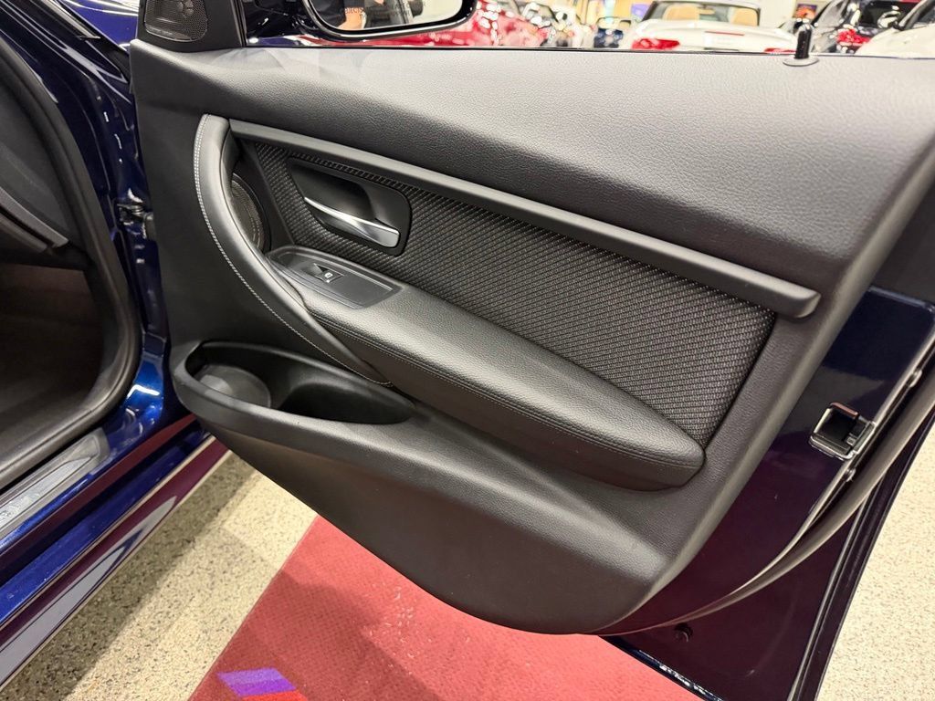 Used 2016 BMW M3 RWD image 36