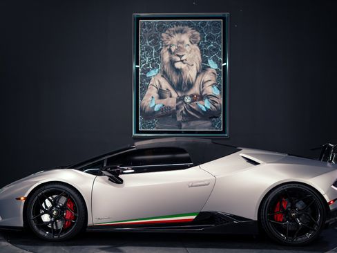 Used 2018 Lamborghini Huracan Performante AWD/4WD image 44