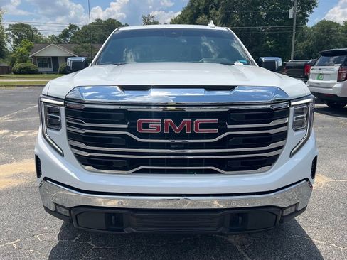 Used 2024 GMC Sierra 1500 SLT w/ SLT Convenience Package RWD image 4