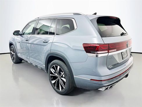 New 2026 Volkswagen Atlas SEL Premium R-Line AWD/4WD image 5