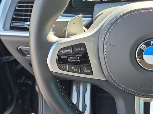 Used 2023 BMW X7 M60i w/ Climate Comfort Package AWD/4WD image 18