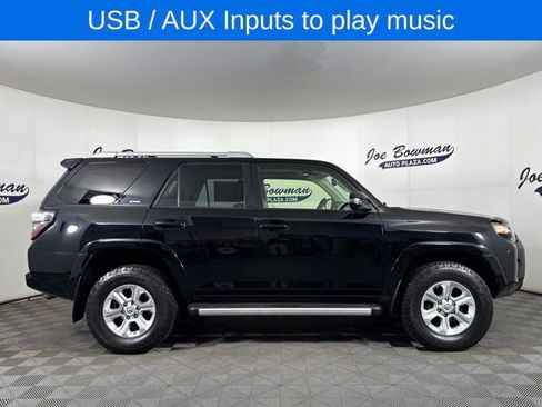 Used 2016 Toyota 4Runner SR5 Premium image 5