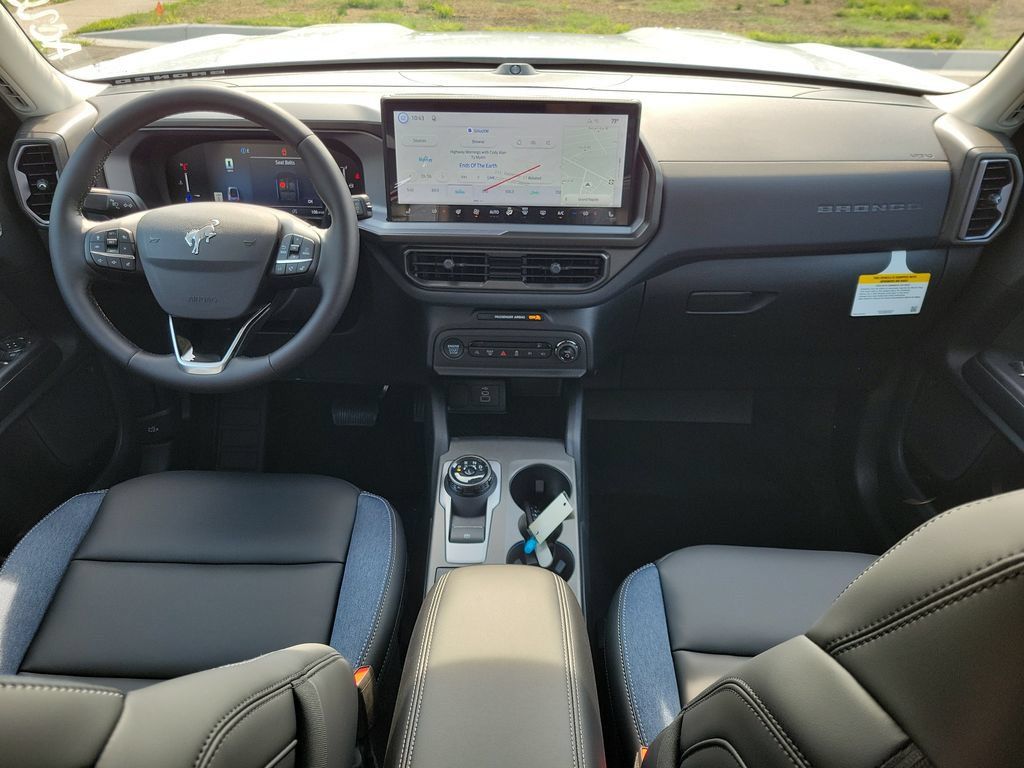New 2026 Ford Bronco Sport Outer Banks w/ Outer Banks Tech Package+ AWD/4WD image 11