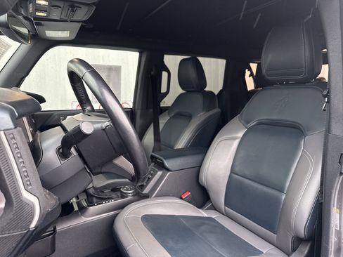 Used 2022 Ford Bronco Outer Banks image 10
