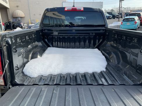 Used 2024 Chevrolet Colorado W/T image 19