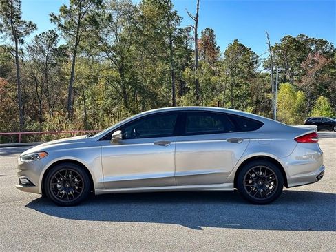 Used 2018 Ford Fusion Titanium image 5