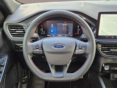 Used 2024 Ford Escape ST-Line w/ Tech Pack #1 FWD image 19
