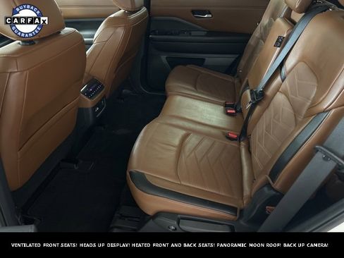 Used 2022 Nissan Pathfinder Platinum w/ Cargo Package image 32