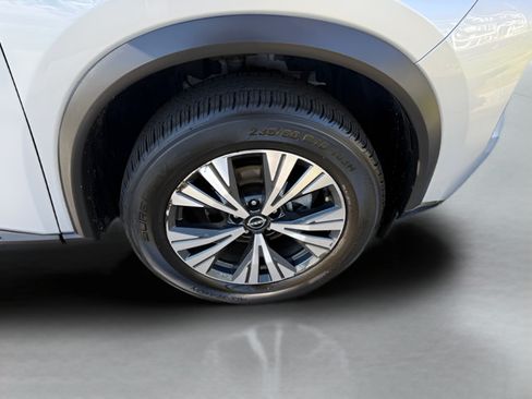 Used 2023 Nissan Rogue SV AWD/4WD image 26