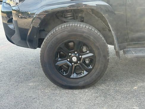 Used 2020 Toyota 4Runner SR5 Premium AWD/4WD image 9