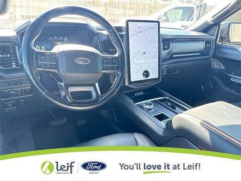 Certified 2023 Ford Expedition Platinum image 36