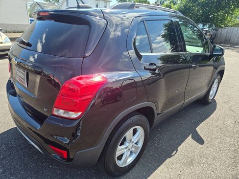 Used 2020 Chevrolet Trax LT FWD image 6