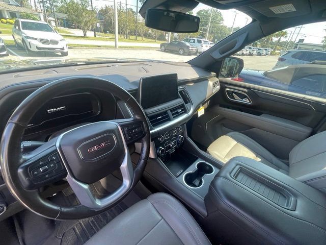 Used 2023 GMC Yukon XL SLT RWD image 7