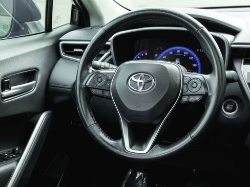 Certified 2022 Toyota Corolla Cross XLE w/ Convenience Package image 28