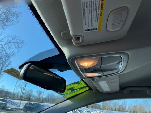 Used 2015 Chrysler 200 C w/ Navigation & Sound Group I image 21