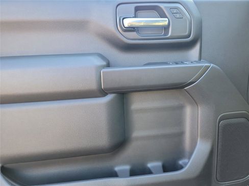 New 2026 GMC Sierra 2500 Pro w/ Convenience Package image 12