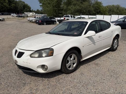 Used 2008 Pontiac Grand Prix w/ Preferred Package FWD image 50
