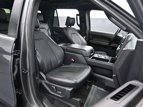 Certified 2020 Ford Expedition Limited w/ Equipment Group 302A image 29