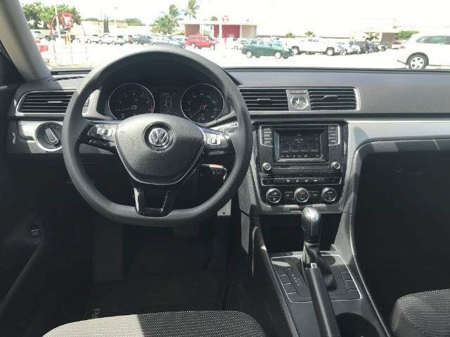Used 2016 Volkswagen Passat 1.8T S FWD image 10