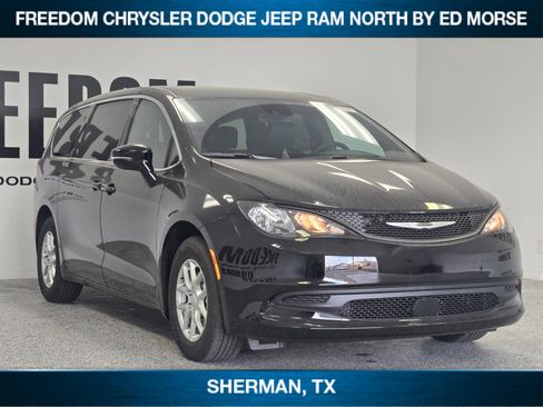 New 2026 Chrysler Voyager LX image 2