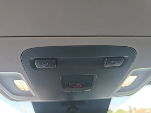 Used 2025 Toyota Camry LE FWD image 23