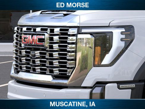 New 2026 GMC Sierra 3500 Denali w/ Technology Package image 13