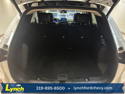 Used 2020 Ford Escape Titanium w/ Titanium Premium Package 2.0 AWD/4WD image 23