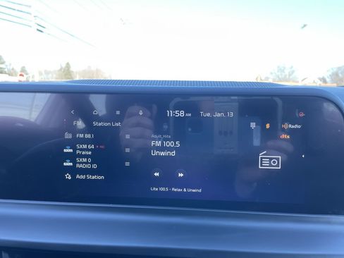 Certified 2024 Kia Seltos X-Line image 13