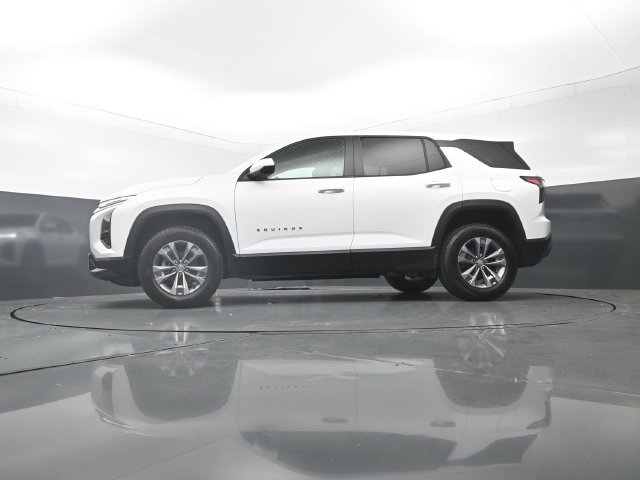 Used 2026 Chevrolet Equinox LT AWD/4WD image 35