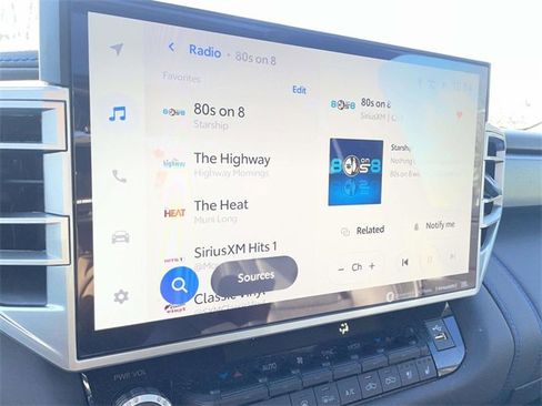 Used 2024 Toyota Tundra Platinum image 28