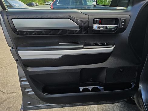 Used 2020 Toyota Tundra Platinum image 15