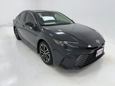 New 2026 Toyota Camry XLE FWD image 2