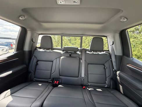 New 2026 GMC Sierra 1500 Denali w/ Technology Package AWD/4WD image 33