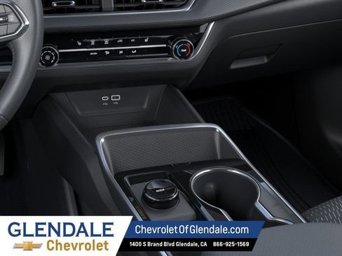 New 2026 Chevrolet Equinox LT w/ Safety and Technology Package FWD image 23