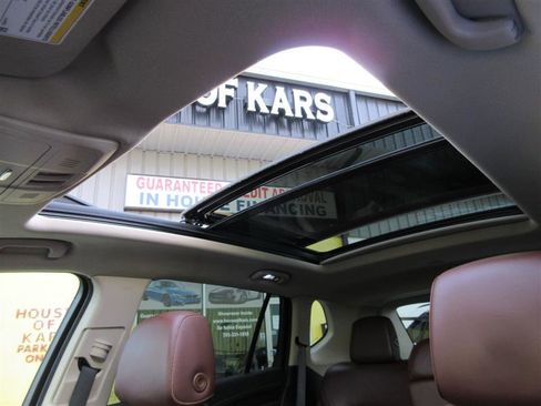 Used 2017 Buick Envision Essence image 25