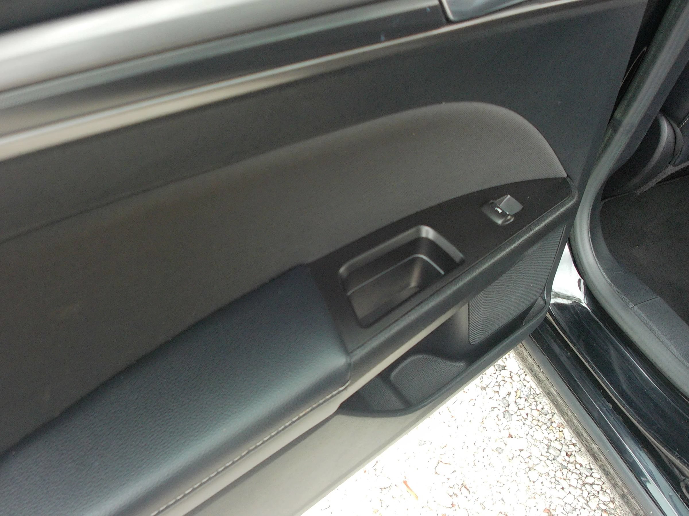 Used 2017 Ford Fusion SE w/ Equipment Group 601A FWD image 27