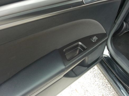 Used 2017 Ford Fusion SE w/ Equipment Group 601A FWD image 27