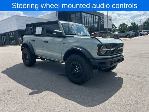 Used 2022 Ford Bronco Wildtrak AWD/4WD image 3