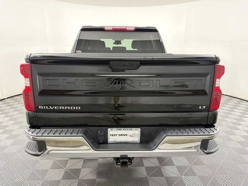 Used 2025 Chevrolet Silverado 1500 LT RWD image 5