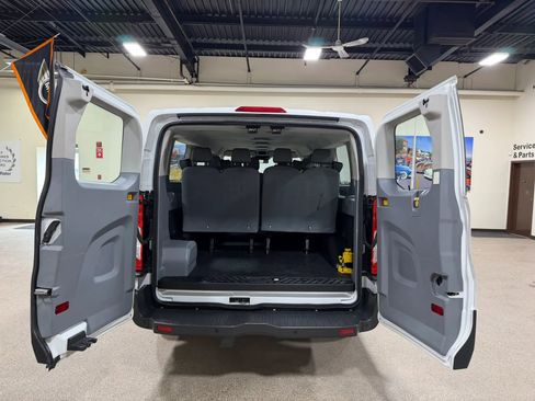 Used 2016 Ford Transit 350 XL image 18