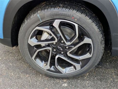 New 2026 Chevrolet Trax RS w/ Sunroof Package image 29