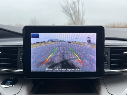 Used 2023 Ford Explorer XLT w/ Equipment Group 202A image 26