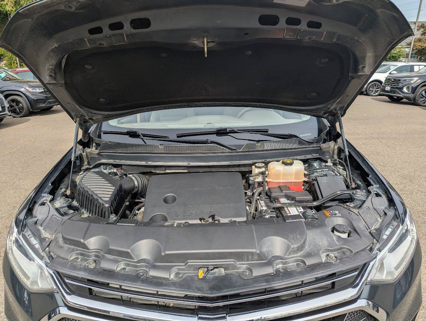 Used 2018 Chevrolet Traverse LT AWD/4WD image 38